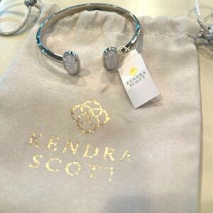 Kendra Scott bracelet